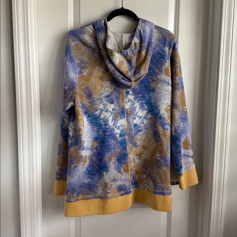 LOGO matching tie dye hoodie and crop pants. Waffle Knit.
NWOT. - Picture 6 of 14